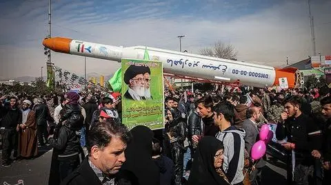 Iran. Przygotowania do odpalenia rakiety Simorg