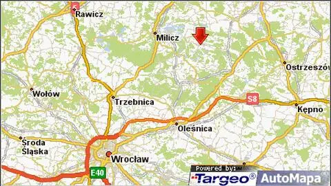 W Suliradzicach płonie magazyn ze słomą
