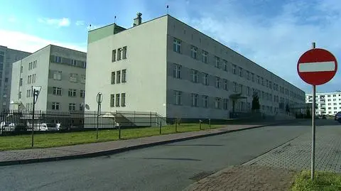 Pacjentka urodziła na podłodze. Sąd: położne wrócą do pracy