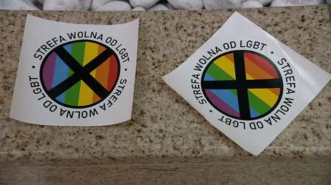 A District Court for Warsaw ordered conservative Gazeta Polska to withdraw from circulation the issue of the magazine containing "LGBT-free zone" stickers