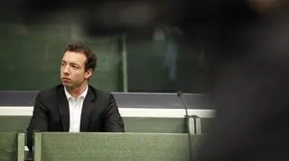 W 2013 r. Gęsina-Torres znalazł się w ośrodku dla cudzoziemców w Białymstoku. Chciał pokazać panujące tam warunki