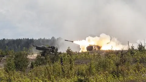 Amerykańskie systemy HIMARS na ćwiczeniach