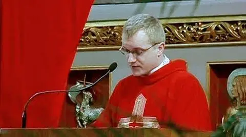 "Teraz tak łatwo obedrzeć z godności"
