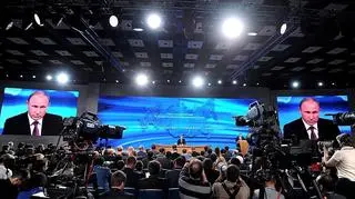 Izba niższa rosyjskiego parlamentu przyjęła ustawę o mediach "zagranicznych agentach" 15 listopada. Materiał "Faktów" TVN