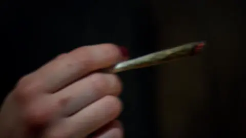 Spowodował wypadek, ranne zostały 4 osoby. Marihuana w samochodzie