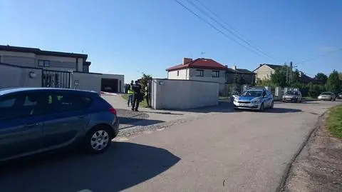 Myszków. Chłopiec przygnieciony bramą zdrowieje