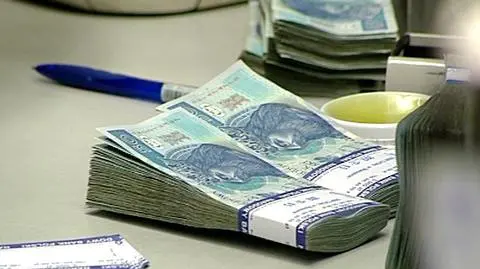 Wpadła 53-latka podejrzana o napad na bank. Pomogli internauci