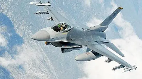 F-16 "ochłodzą relacje z Moskwą"