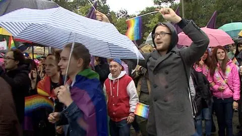 Na przekór pogodzie. Kolorowy Marsz Równości przeszedł przez Poznań