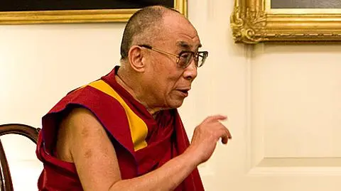 Dalajlama nie dostał wizy, szczyt noblistów zawieszony