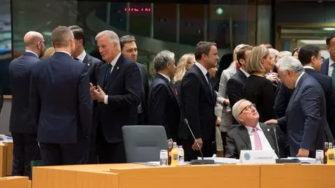 Juncker: Polacy muszą czuć się sfrustrowani  