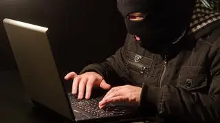 Wyłudzali pieniądze na działalność antyterrorystyczną