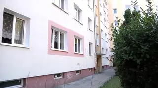 Zmarłego 3-latka znaleziono w jednym z mieszkań we Włocławku