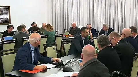 Spór na połączonych komisjach senackich