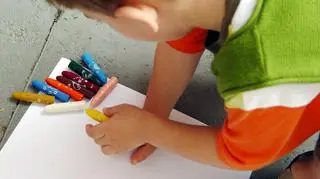 Rodzice przetrzymywali dzieci w izolacji