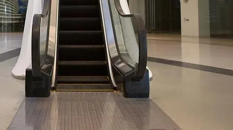 Wypadek w Focus Mall w Rybniku. Chłopiec spadł ze schodów ruchomych