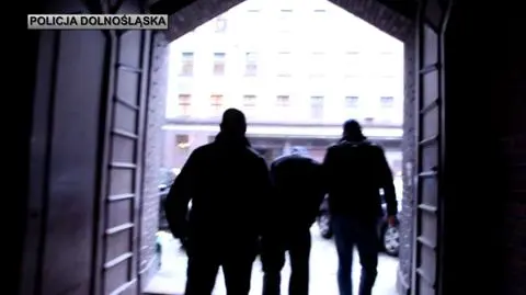 Wrocław: podejrzany o pedofilię w rękach policjantów
