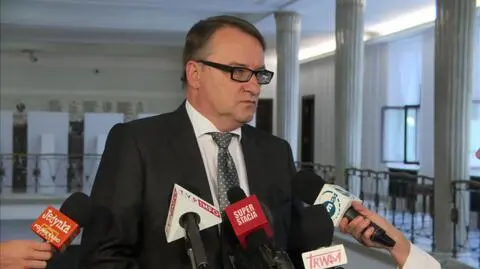 Królikowski do dymisji. 
Biernacki: prosiłem, żeby Michał jeszcze trochę został w ministerstwie 