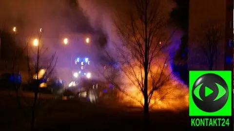 Auta spłonęły na osiedlowym parkingu