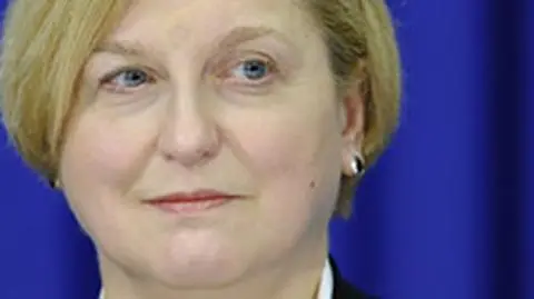 Fotyga o przecieku Wikileaks: 
 To kuriozalna depesza