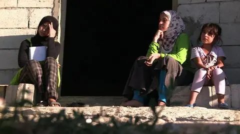 Uciekli z Syrii, chcą żyć normalnie. "Nie mamy nic, a za wszystko trzeba płacić"