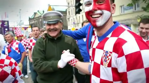 Kibice podróżują komunikacją miejską