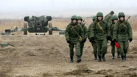 Schetyna ostrzega UE: groźba czarnych scenariuszy na Ukrainie
