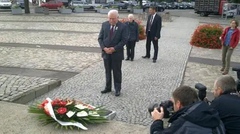 Wałęsa sam w rocznicę podpisania Porozumień Sierpniowych