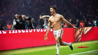 Dieta i treningi pomogą "Lewemu" zdobyć Złotą Piłkę?