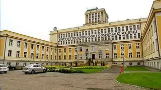 Śledczy podejrzewają, że Instytutu Meteorologii i Gospodarki Wodnej wyprowadzano pieniądze 