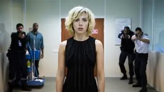 Scarlett Johansson w jednym z najnowszych swoich filmów "Lucy"