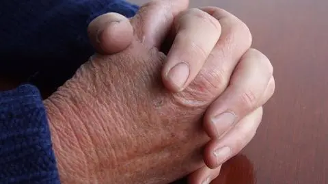 Wyzwiska, wrogość... Chorzy na Parkinsona są regularnie szykanowani