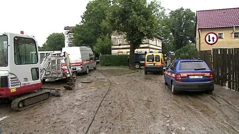 "W pierwszej chwili ratowaliśmy ludzi. To katastrofa"
