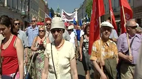1 maja w Warszawie. Zagra "Weekend", przejdą marsze 
