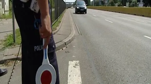 Jechał wężykiem mając 3,66 promila. Policjanci myśleli, że się wygłupia