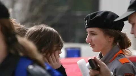 "Służymy. Dziś w Warszawie, jutro w Krakowie”
