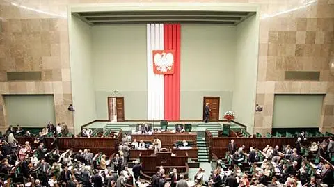 Posłowie nie będą odwoływać ministrów