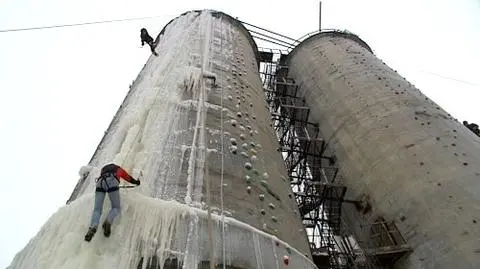 Dwie wieże w Warszawie