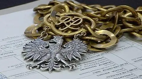 Staruszek bił psa młotkiem