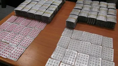 Celnicy przechwycili przemyt sterydów