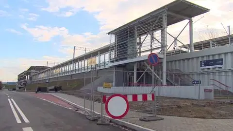 Kraków. Kolejowy absurd. Zbudowali nowy przystanek, będą go demontować