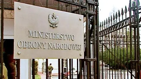Wywiad i kontrwywiad wracają do MON