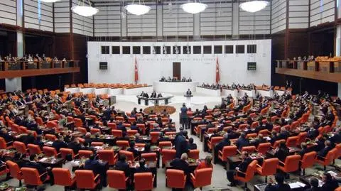 Recep Tayyip Erdogan zacieśnia władzę w swoich rękach