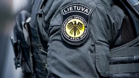 Po ułaskawieniu Rosjan władze w Moskwie uwolniły skazanych za szpiegostwo Litwinów i Norwega Frode&#039;a Berga (nagranie archiwalne z 25 października)
