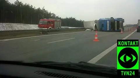 Wywrotka tira na A2