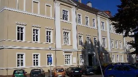 Spowodował kolizję i uciekł. Polityk stracił prawo jazdy, został ukarany grzywną