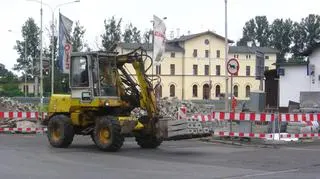 Trwa remont kolejnej części dzielnicy Psie Pole. Od niedzieli nie zjedziemy z ul. Bierutowskiej do al. Jana III Sobieskiego przy stacji kolejowej Wrocław-Psie Pole.