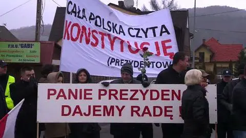 Prezydent zachęcał dzieci do czytania. Pikieta KOD w Lubniu