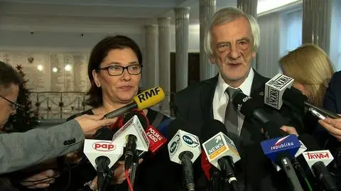 Politycy o odejściu Ujazdowskiego z PiS