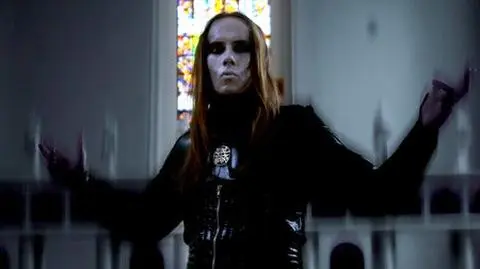 "Nergal" niszczył Biblię i wypowiadał na jej temat wulgarne słowa